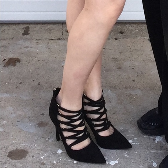 ✨GUESS POINTED TOE HEELS✨ - Picture 8 of 8